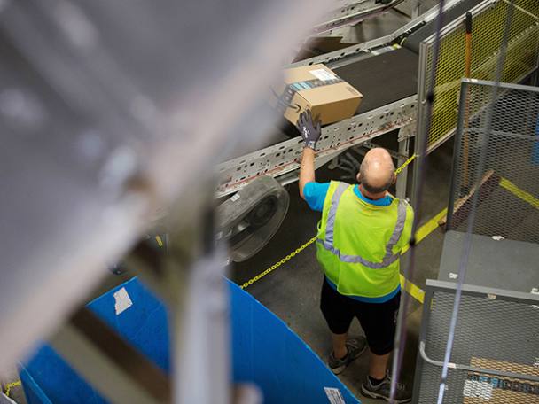 Warehouse Bloomberg1